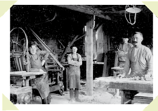 Snickerifabriken vid Åmbergs fastighet 1916